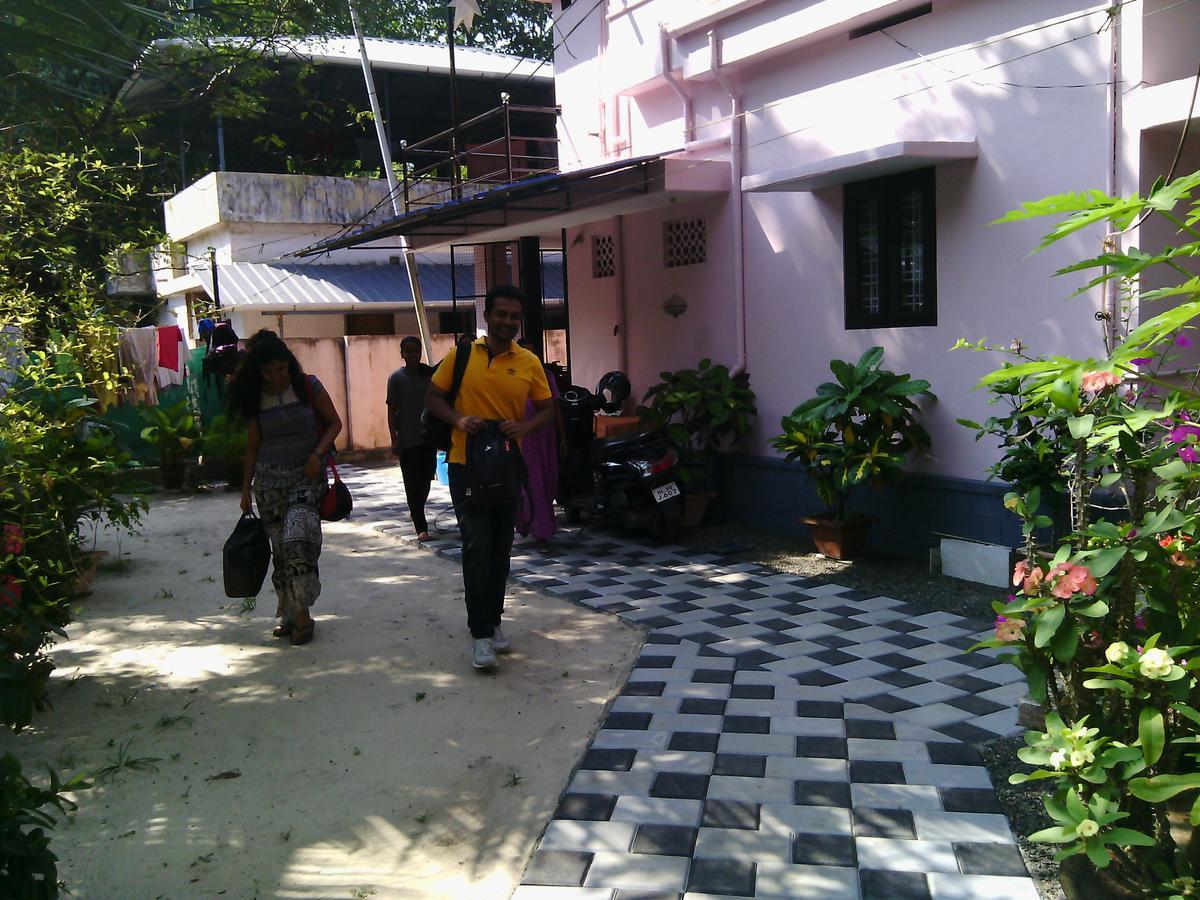 Marari Peace Homestay Mararikulam Exterior photo