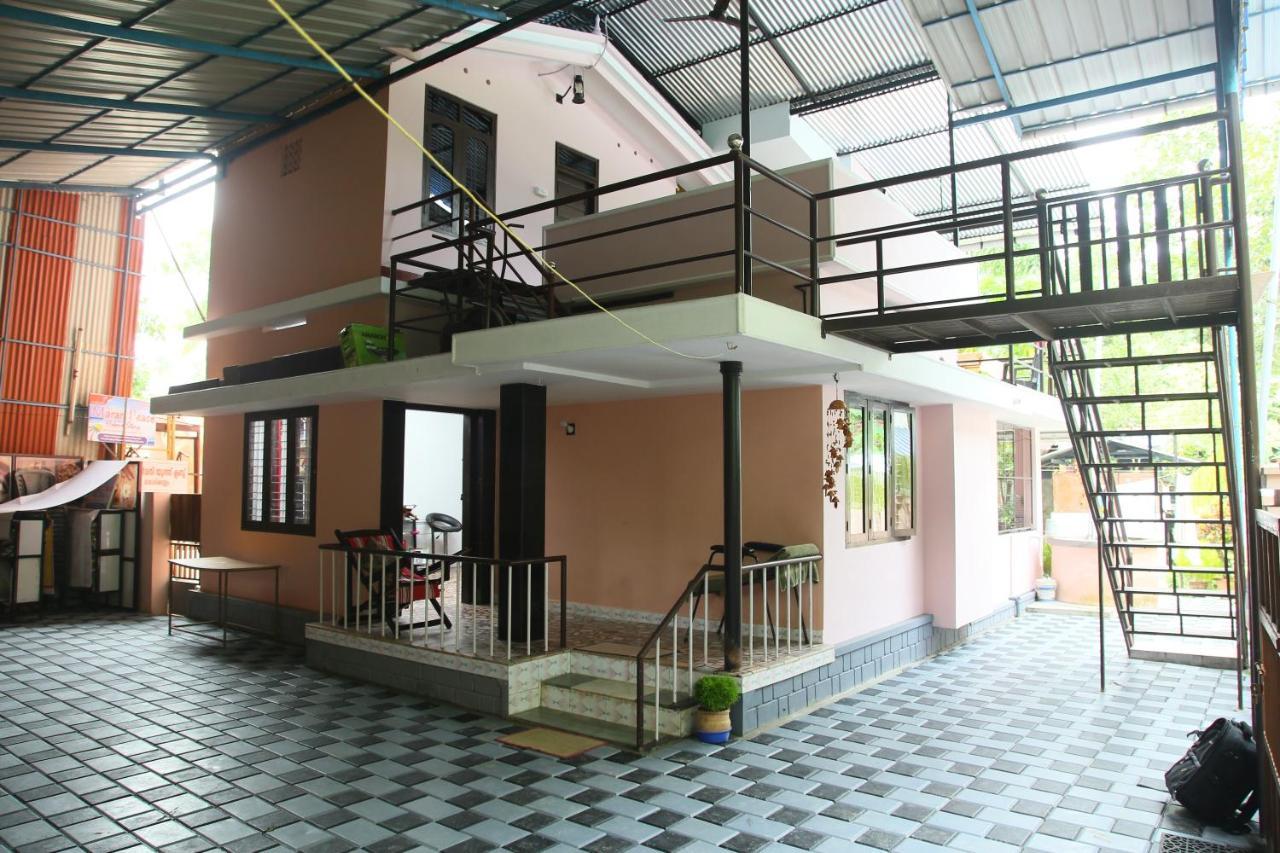 Marari Peace Homestay Mararikulam Exterior photo